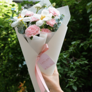 Bó Hoa bồng bềnh cẩm chướng hồng mix tulip